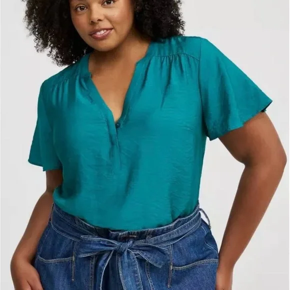 New Torrid Harper Shortsleeved Top in Stunning Teal/Emerald - Size 2X (18-20) - Picture 2 of 10